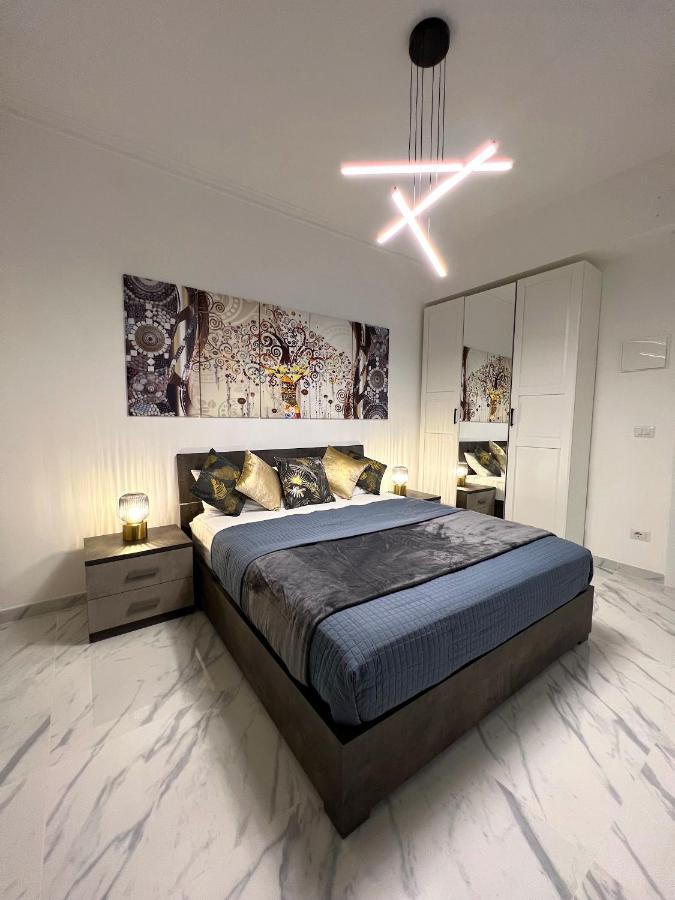 Fellini Suites Lungomare Near The Sea Catania Bagian luar foto
